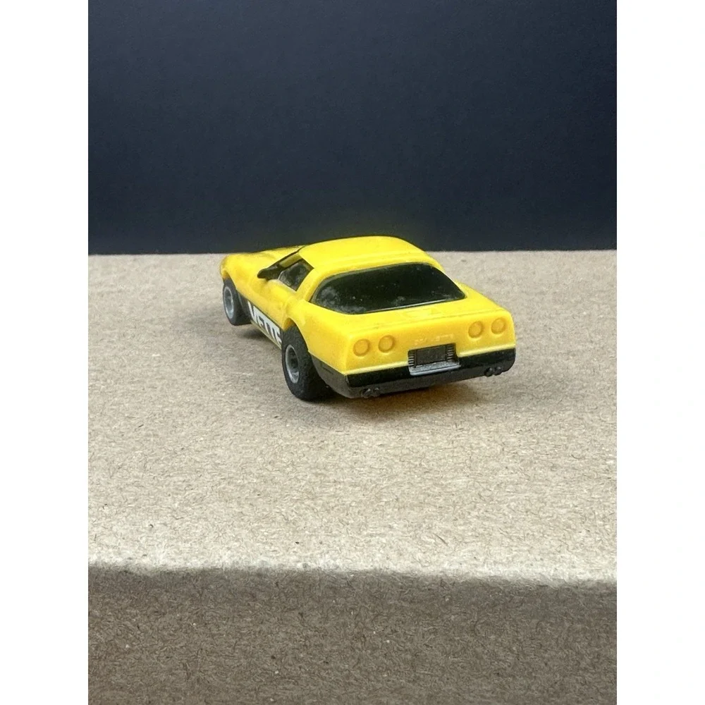 TYCO HO scale slot racing car TYCO Chevy Vette Ho Slot Car Untested